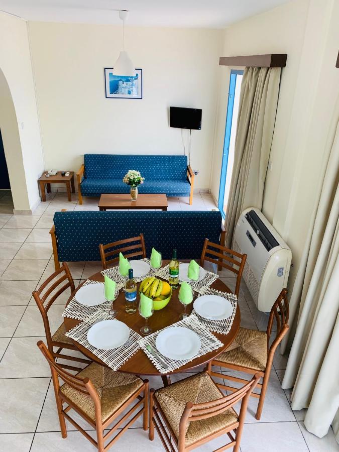 Kefalonitis Hotel Apartments Paphos Luaran gambar