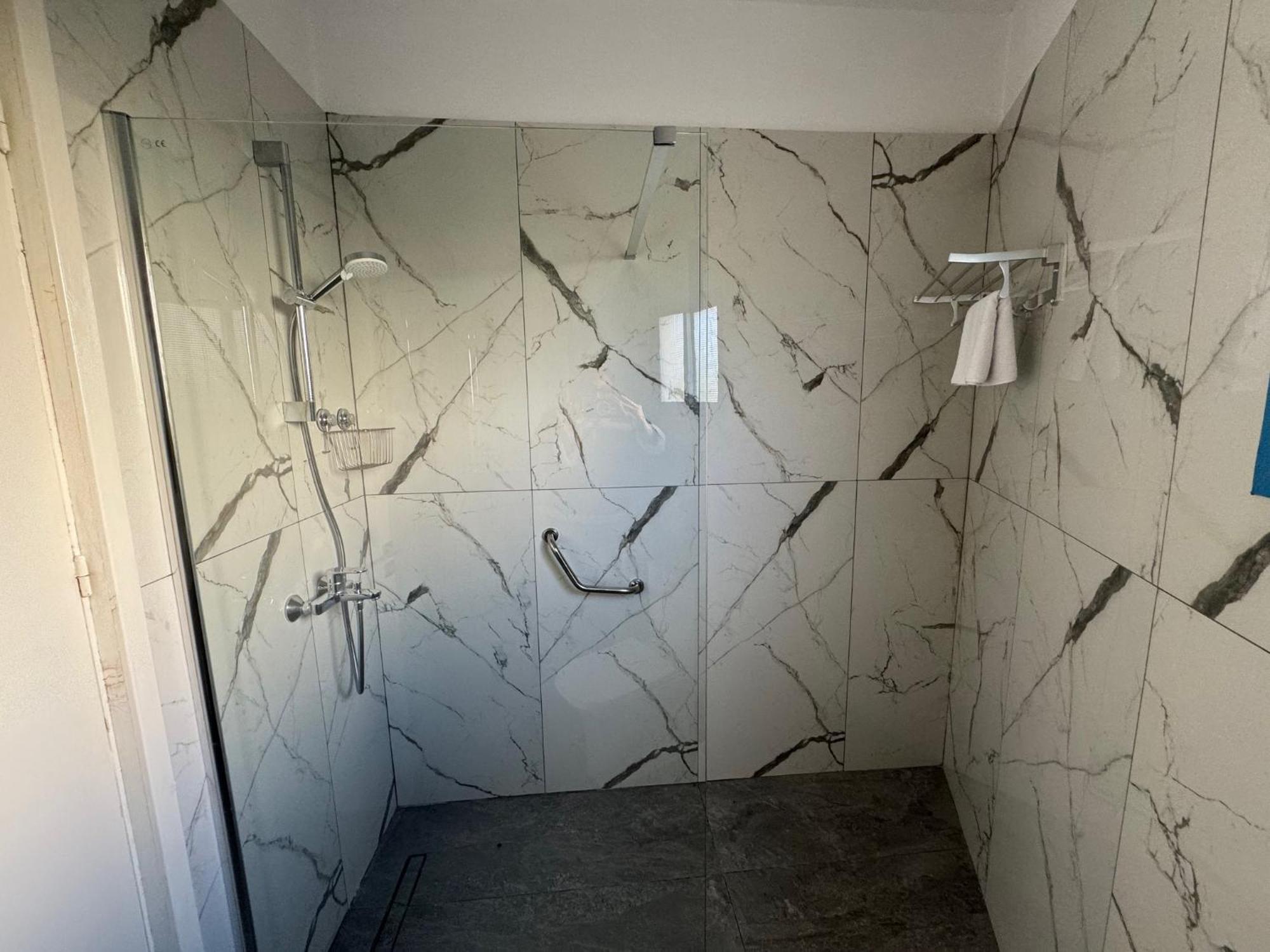 Kefalonitis Hotel Apartments Paphos Luaran gambar