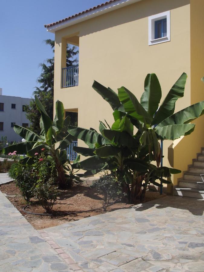 Kefalonitis Hotel Apartments Paphos Luaran gambar